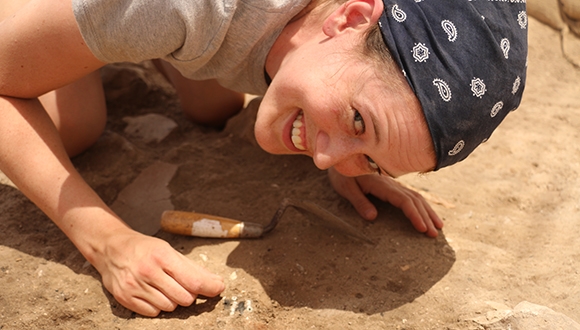 בעקבות האוצרות הנעלמים של תל מגידו - קול קורא למתנדבים בחפירות הארכיאולוגיות בקיץ 2016