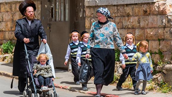 חרדים שגרים בשכונות מעורבות נדבקים פחות בקורונה