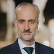 ד"ר עמנואל נבון