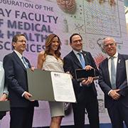 מכתב נשיא האוניברסיטה לכבוד תרומת משפחת גריי לפקולטה למדעי הרפואה והבריאות