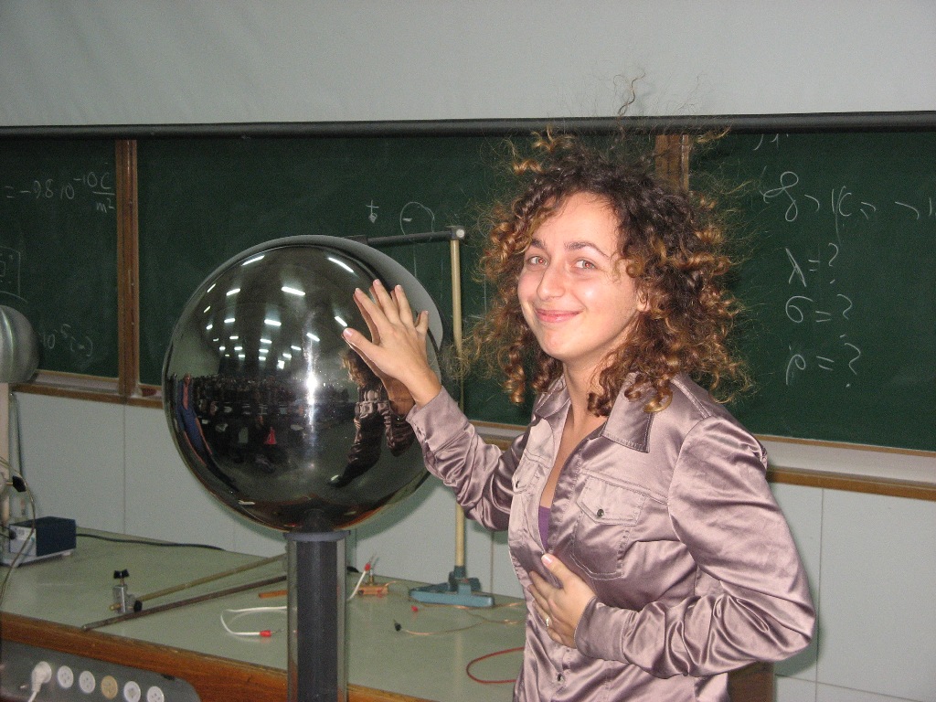     2   -    
